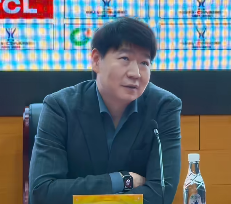 星空体育app下载-淘汰浙江发布会！邱彪大谈外援疲惫赞陈林坚实力，大外会打杯赛！