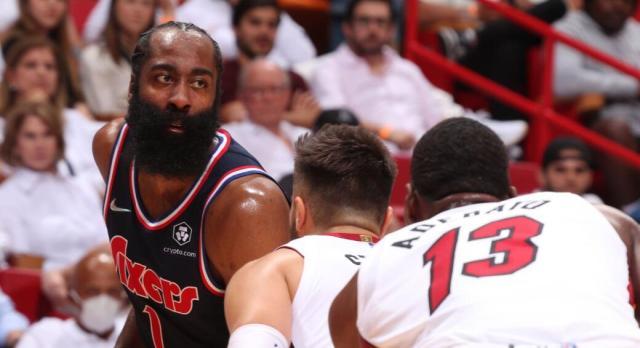 星空体育在线入口-哈登还能满血复活吗？32岁的大胡子在退化