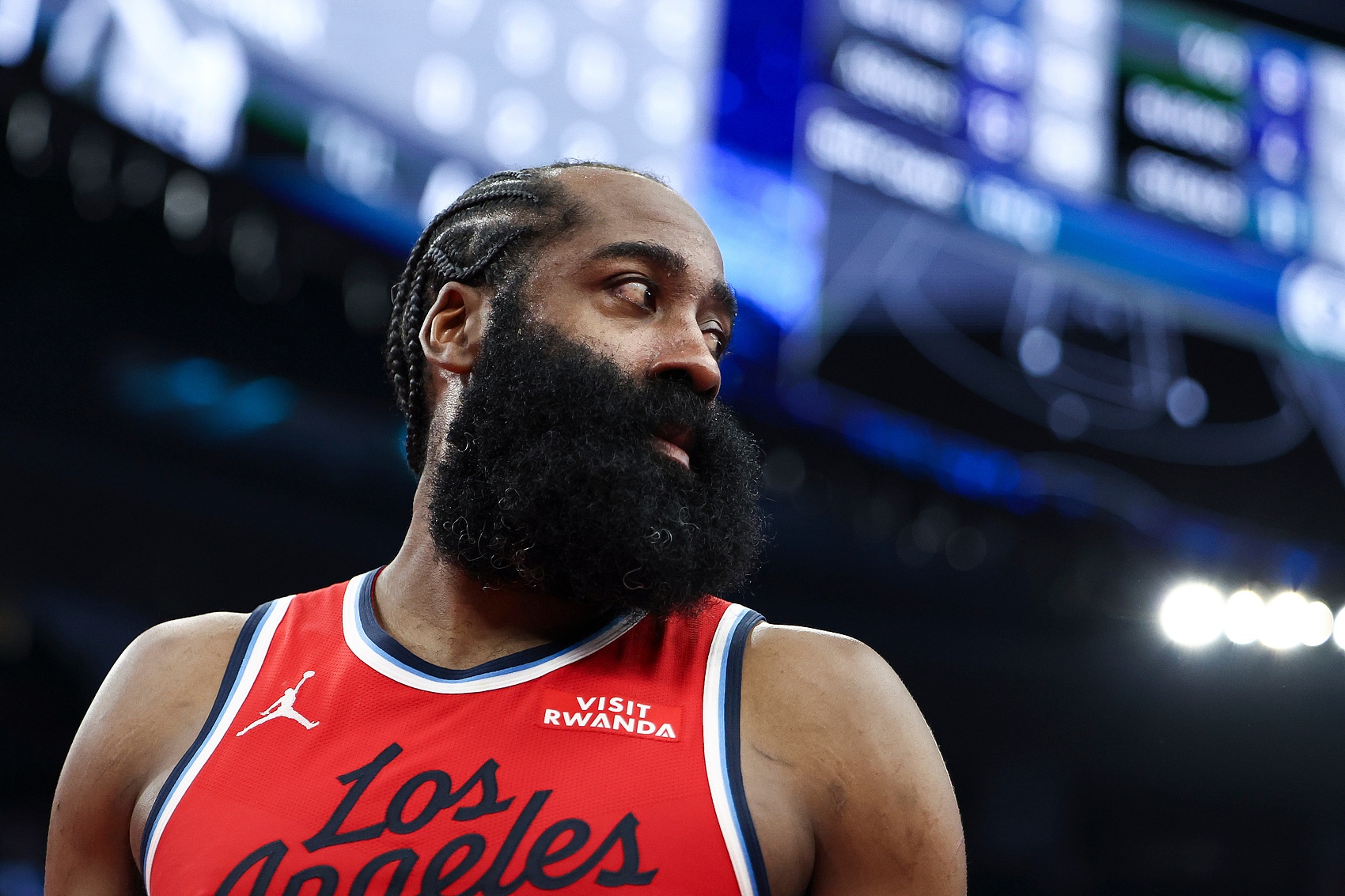 星空体育app下载-哈登去年和快船因续约产生分歧 前者想要两年1.1亿&amp;像巴特勒那样